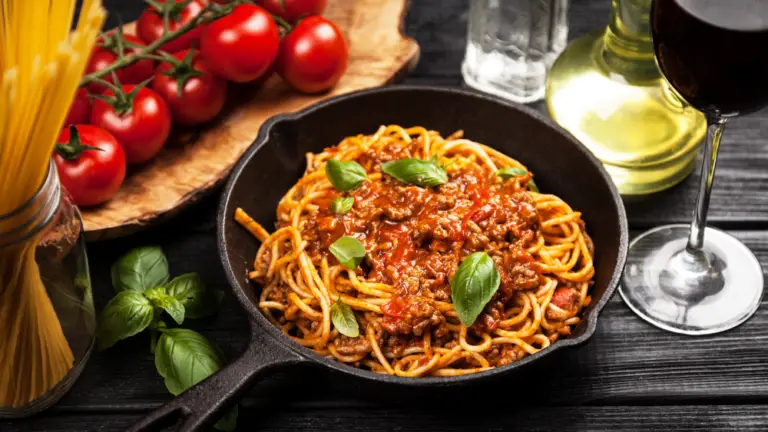 Makaronia Me Kima Recipe Greek Spaghetti Bolognese 1